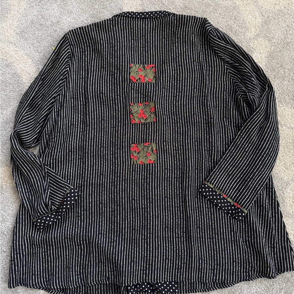 Marla Duran XL Black Rayon Art Polka Dot Collar | Floral Patch Detail | USA - Picture 3 of 16